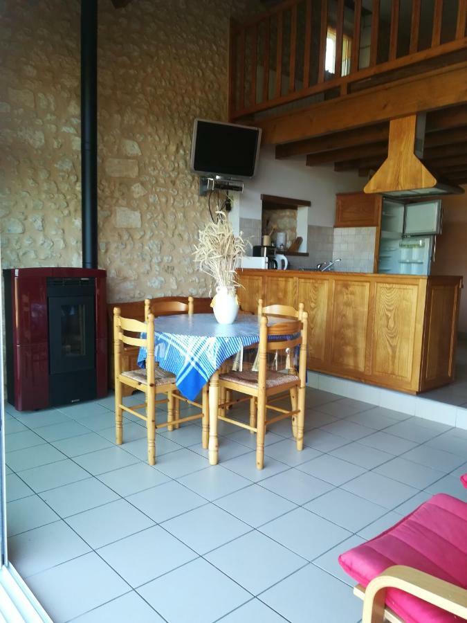 Gite Rural Charentais Les Essards  Luaran gambar